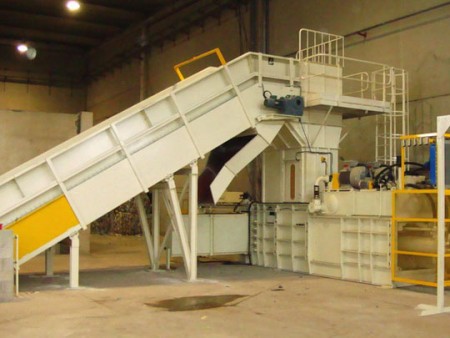 Automatic Horizontal Baling Press