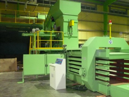 Automatic Horizontal Baling Press